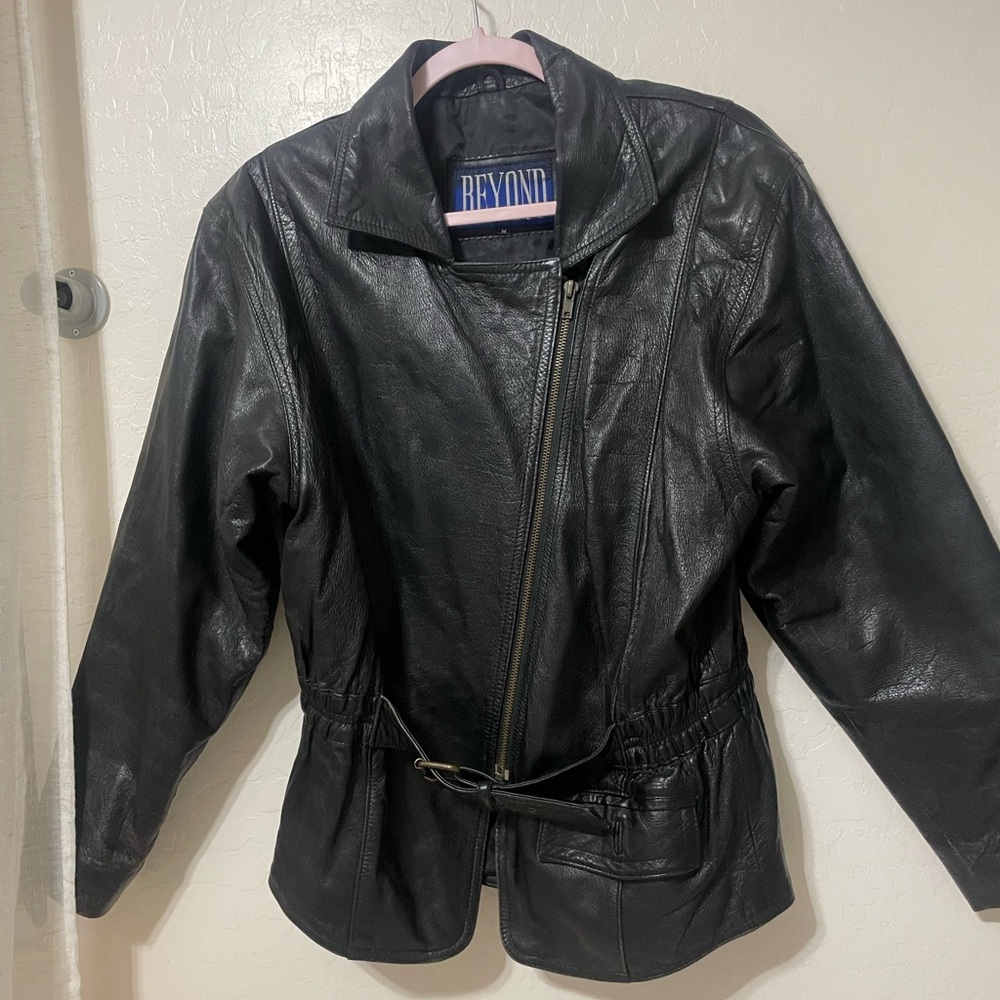 vintage black genuine leather bomber / motorcycle jacket